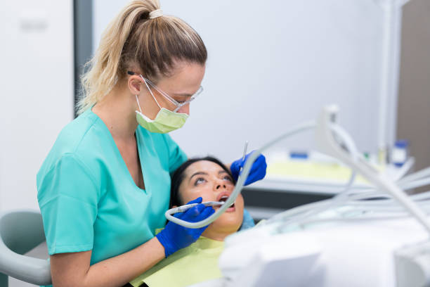 Best Emergency Tooth Extraction in Charleston, IL